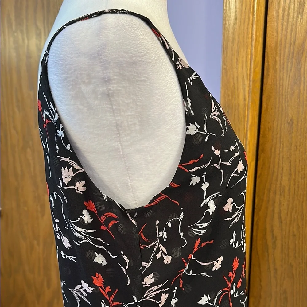 White House Black Market Floral Black and Red reversible Women's Top extra small - Picture 4 of 11